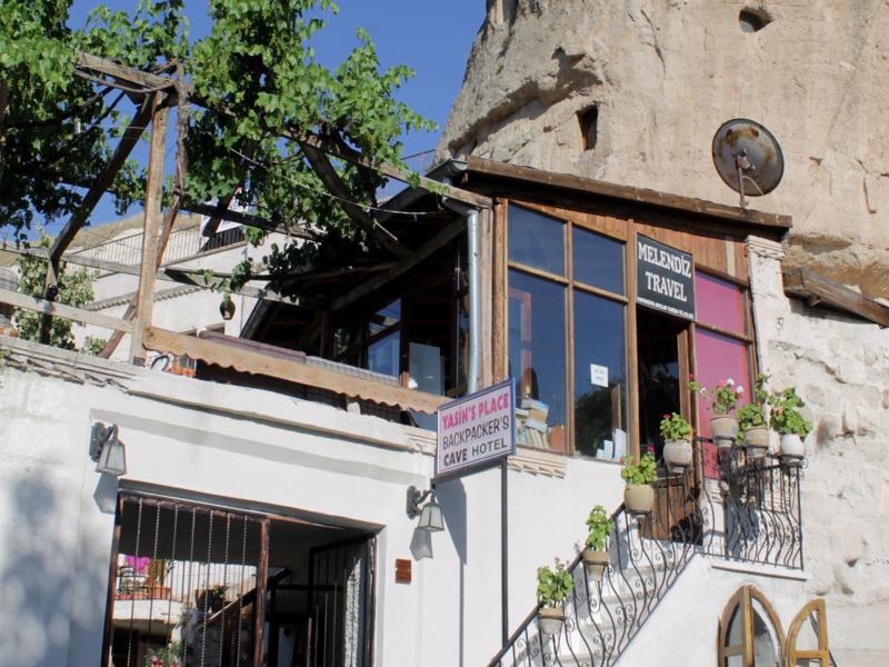 Yasin'S Place Backpackers Cave Hostel Göreme Zewnętrze zdjęcie