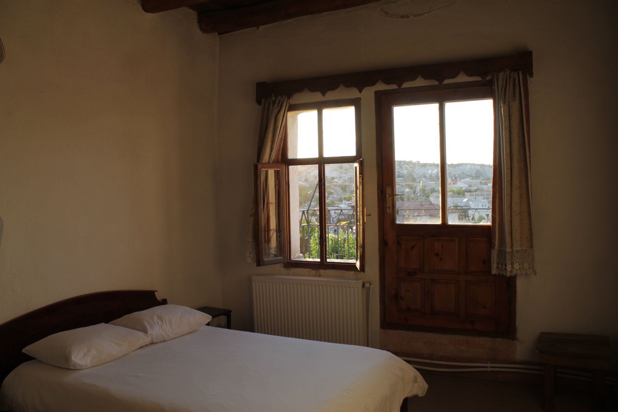 Yasin'S Place Backpackers Cave Hostel Göreme Zewnętrze zdjęcie