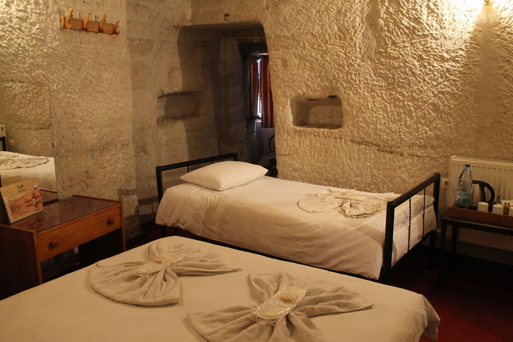 Yasin'S Place Backpackers Cave Hostel Göreme Zewnętrze zdjęcie